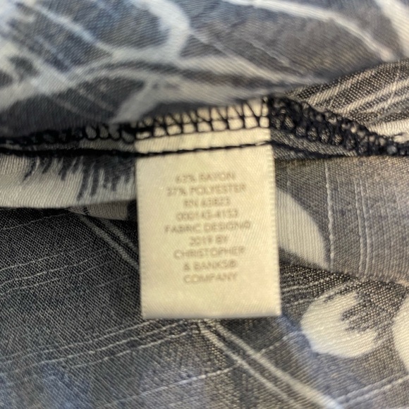 Christopher & Banks Size Large - Picture 6 of 9